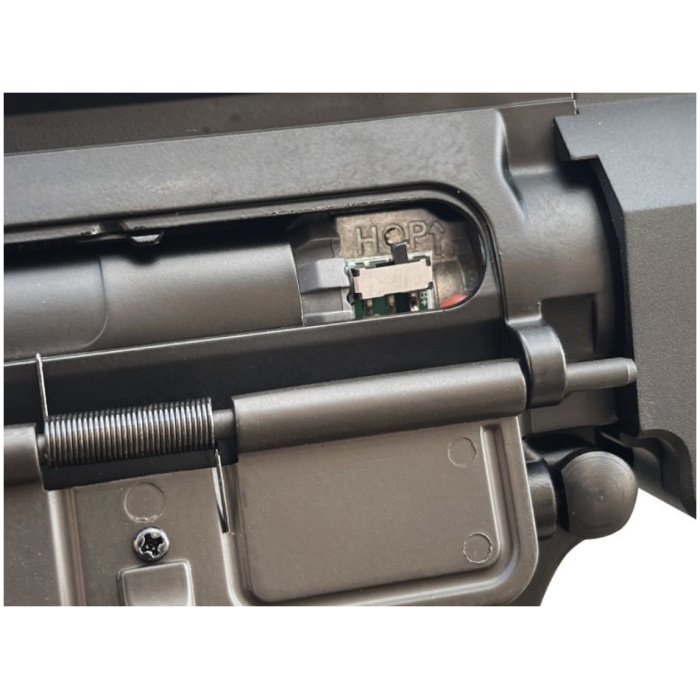CYMA Platinum M4 8.5 M-LOK AEG (with Built-In Mosfet & Tracer Hop-Up - Black - CM.006R-8.5) - Image 3