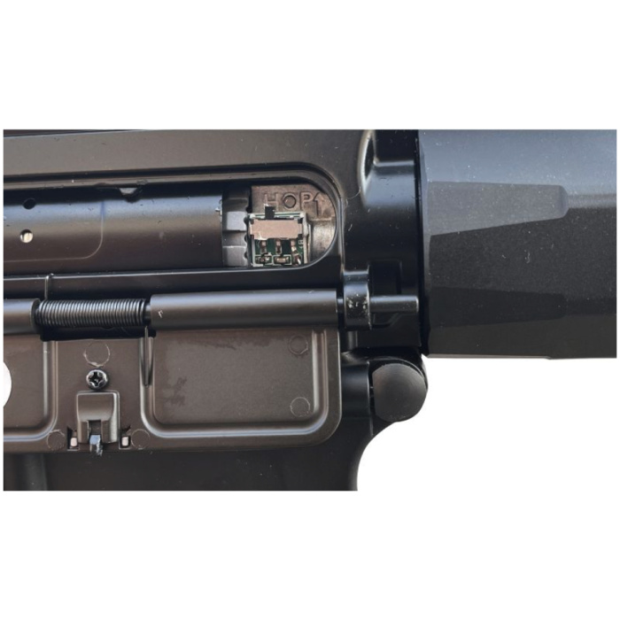 CYMA Standard M4 8.5 M-LOK AEG (with Built-In Mosfet & Tracer Hop-Up - Black - CM.068M-8.5) - Image 4