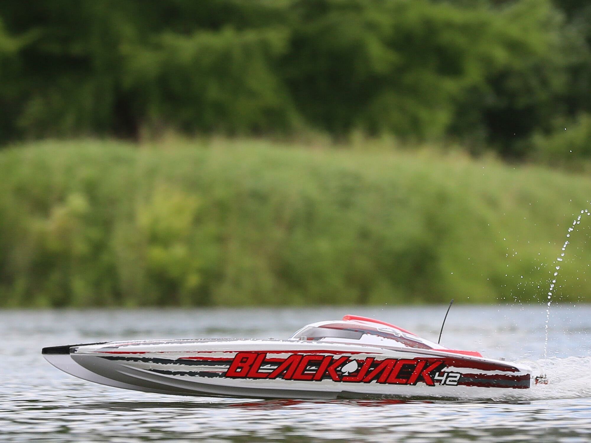 white and red Blackjack 42" 8S Brushless Catamaran RTR - Image 19