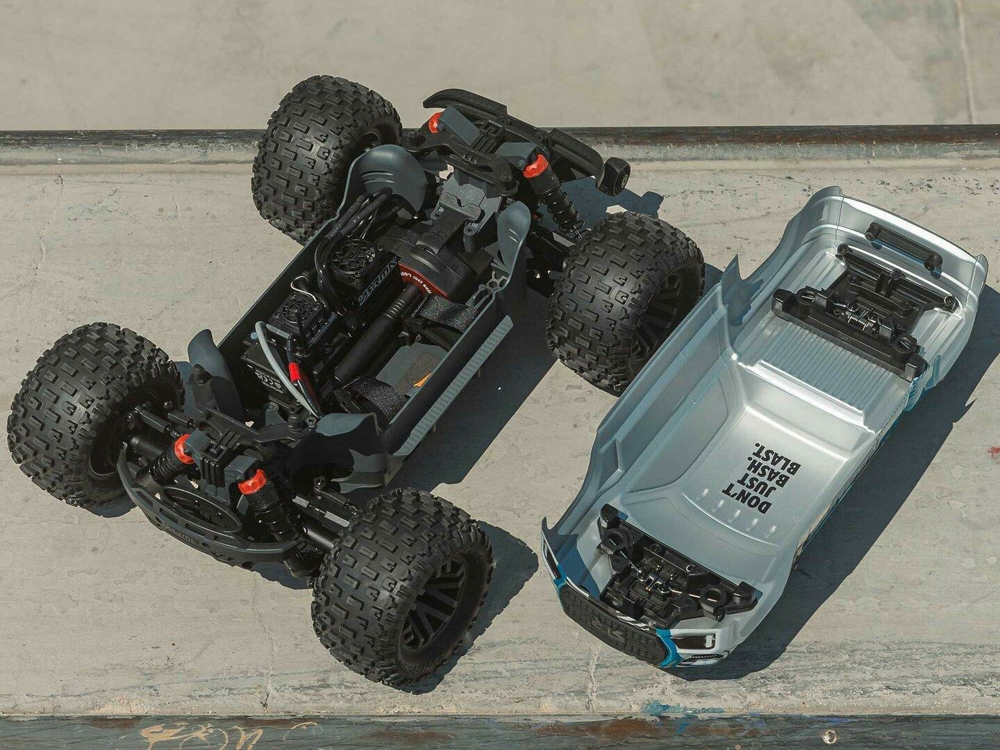 gun metal 1/10 GRANITE 223S DSC 4X4 RTR Monster Truck - Image 15