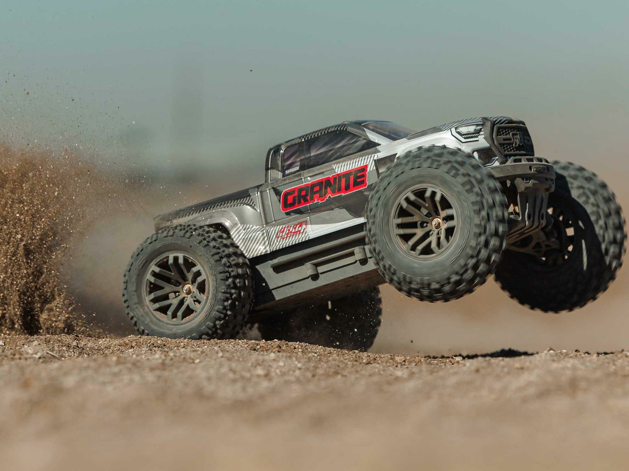 gun metal 1/10 GRANITE 223S DSC 4X4 RTR Monster Truck - Image 20