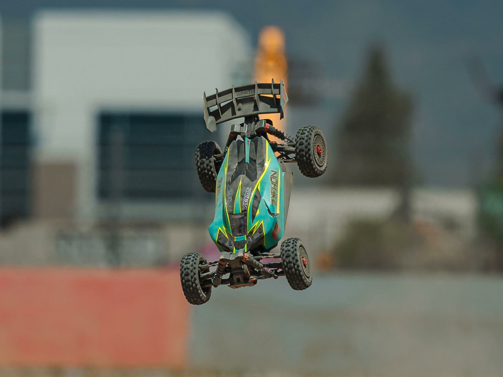 green 1/8 TYPHON 223S BLX 4X4 Buggy RTR with DSC - Image 11