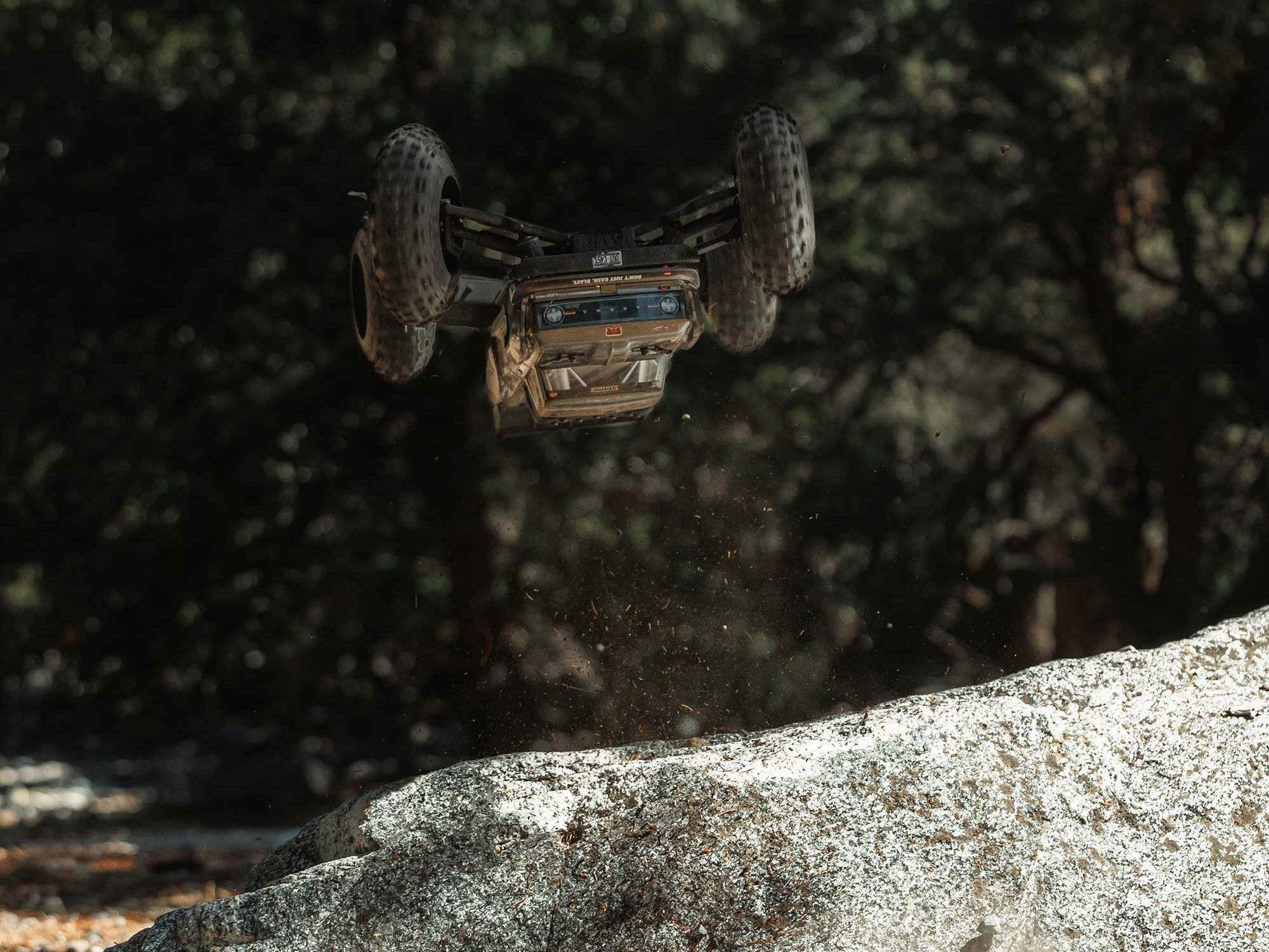 gun metal 1/10 OUTCAST 4S 4X4 BLX Stunt MT (with Centre Diff) - Image 19