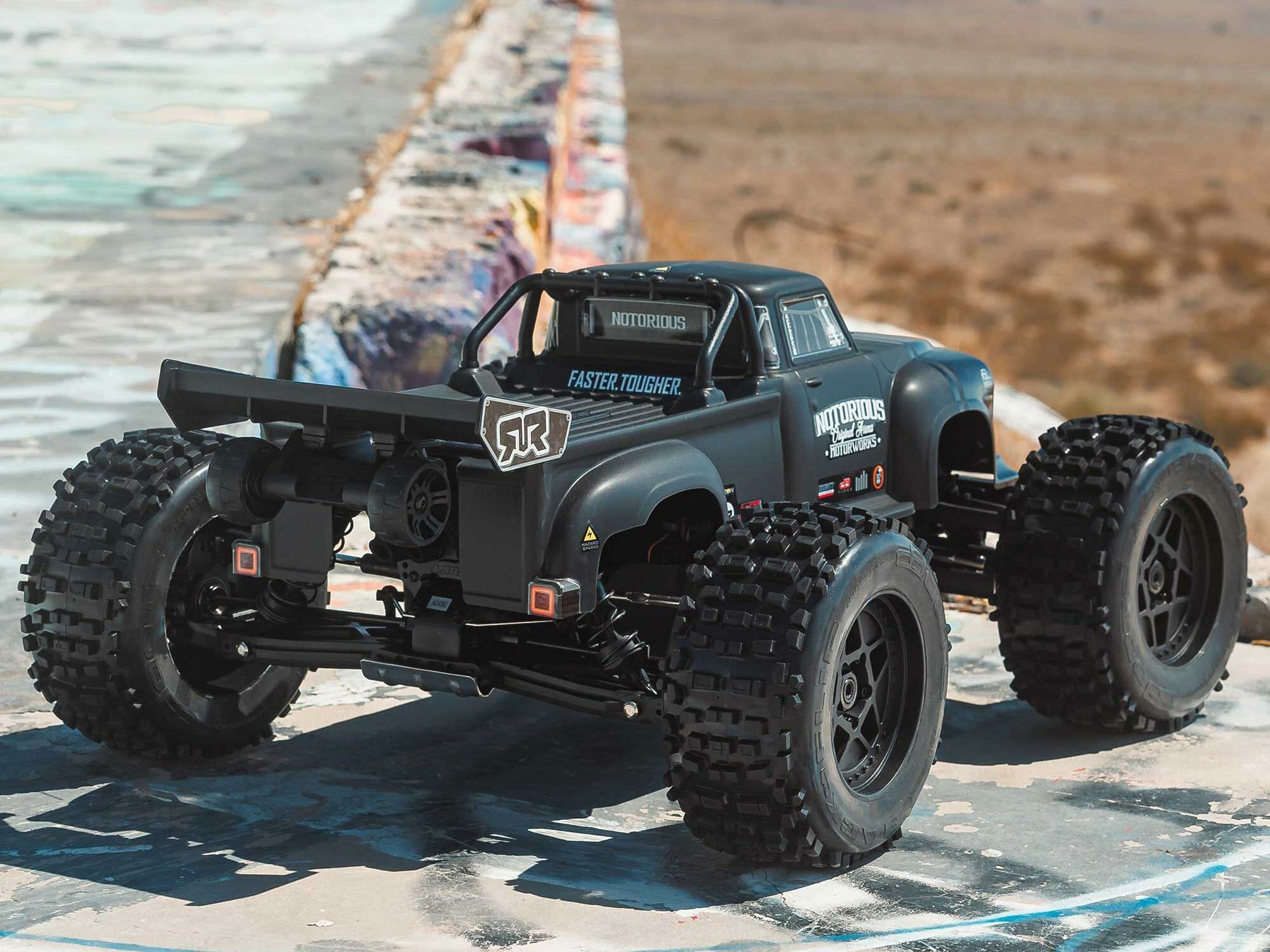 black 1/8 NOTORIOUS 6S V6 4X4 BLX Stunt Truck RTR - Image 16