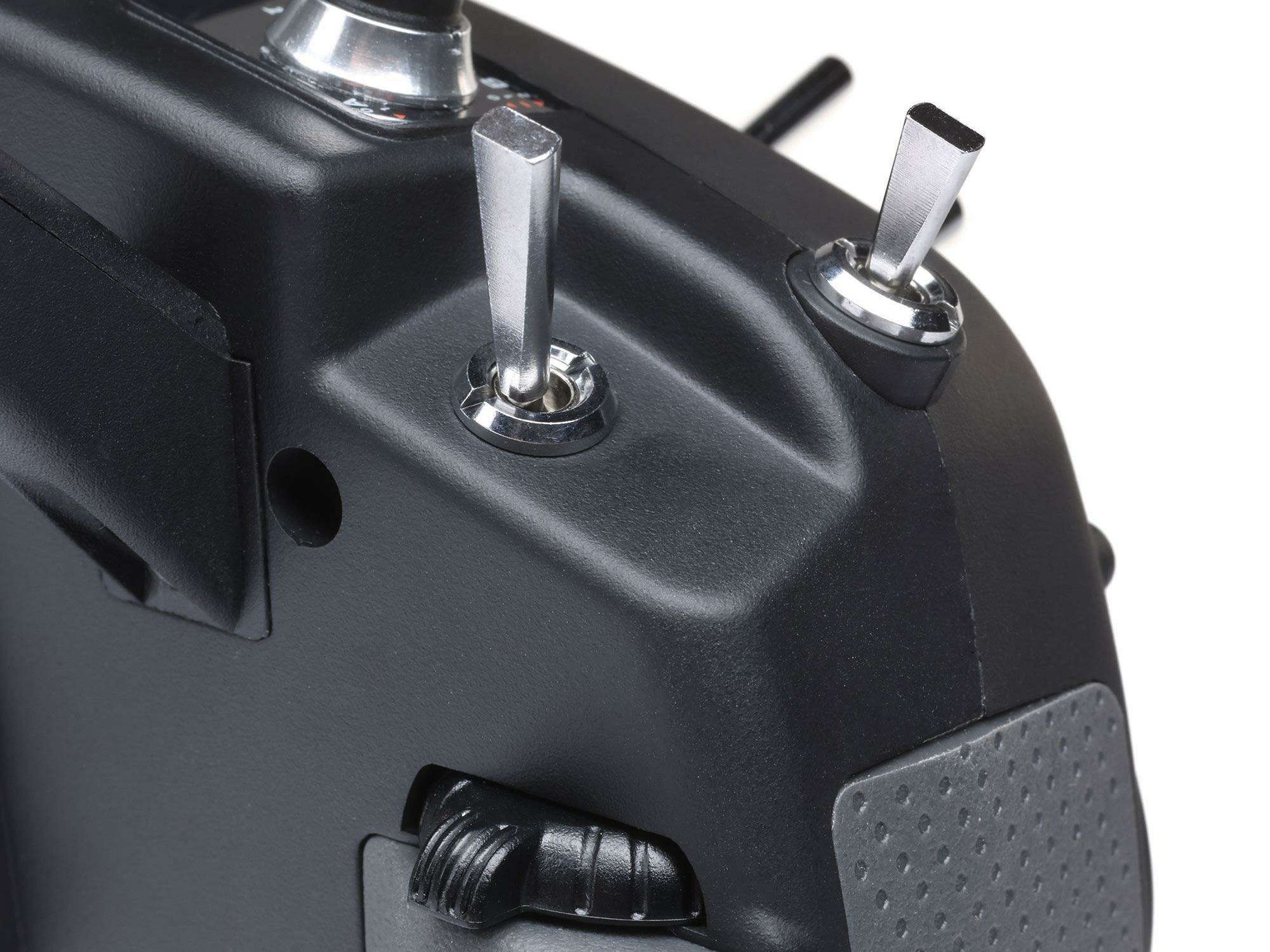 iX14+ 20-Channel DSMX Transmitter - Image 9