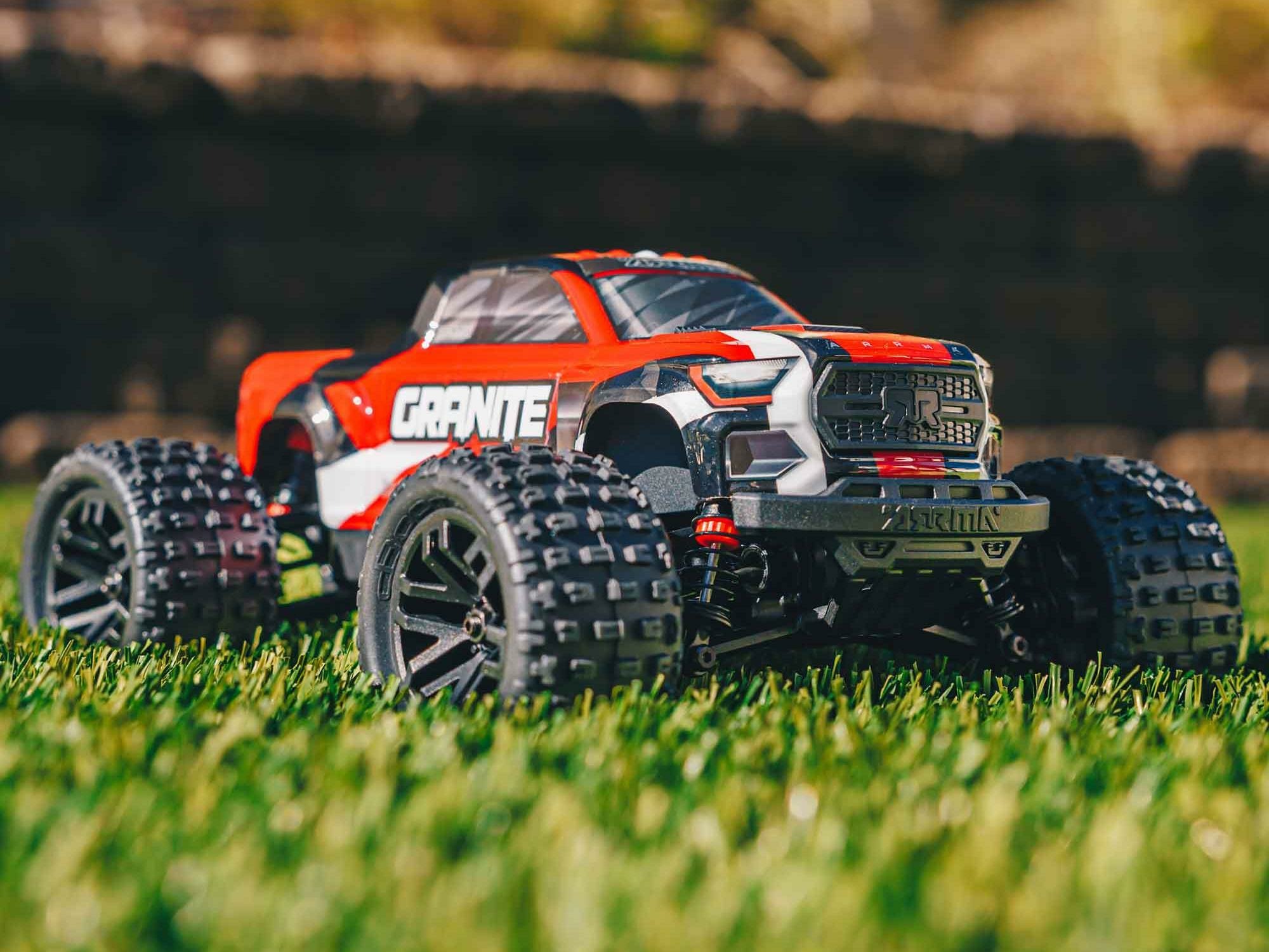 red 1/18 GRANITE GROM MEGA 4X4 MT with Battery & Charger - Image 10