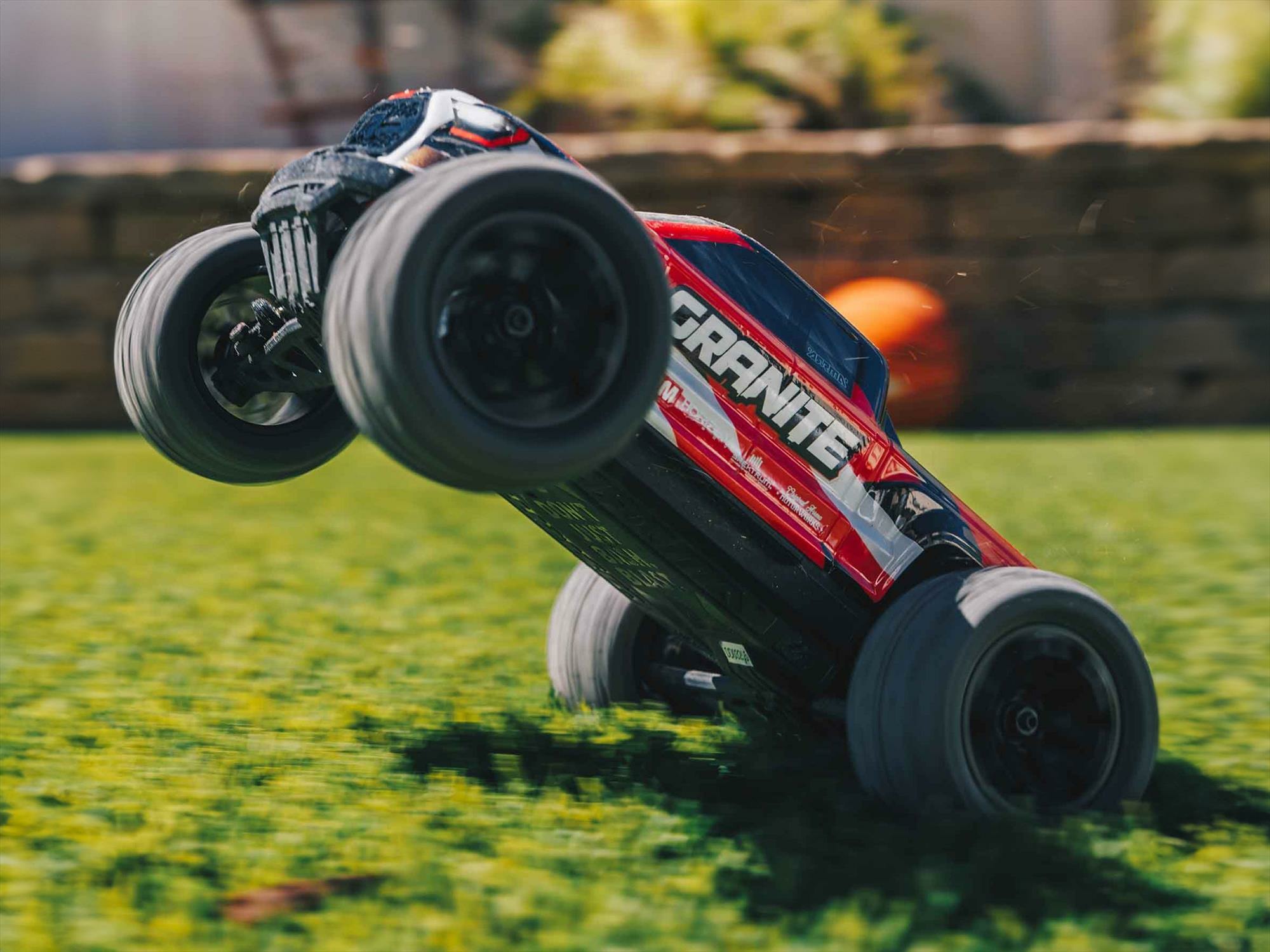 red 1/18 GRANITE GROM MEGA 4X4 MT with Battery & Charger - Image 17