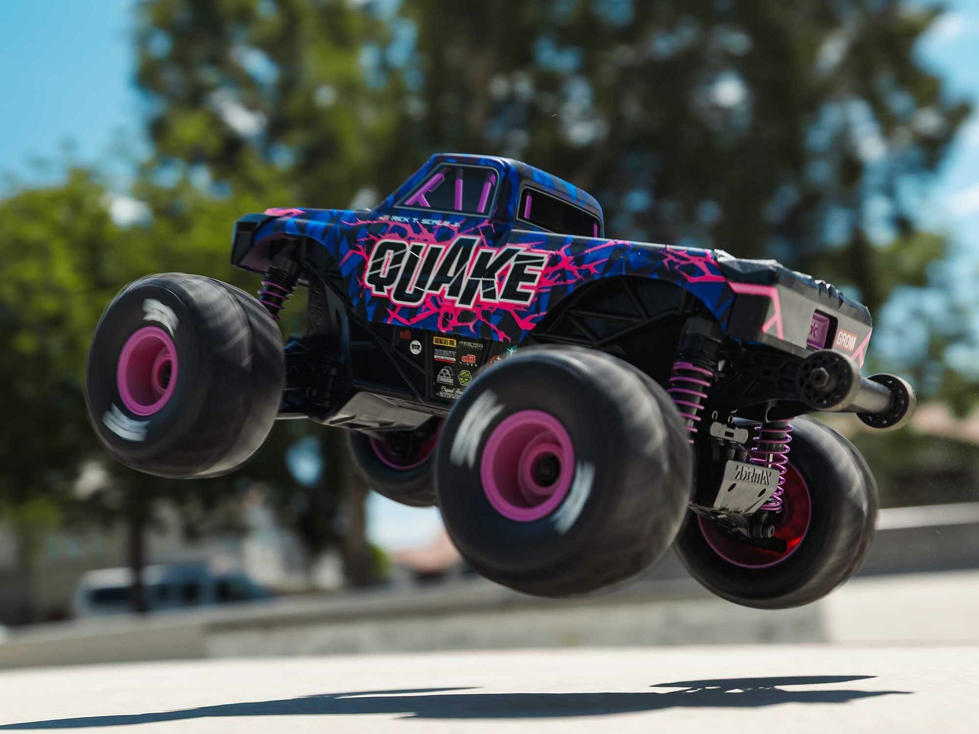 purple 1/16 QUAKE GROM 4X4 RTR Monster Truck - Image 14