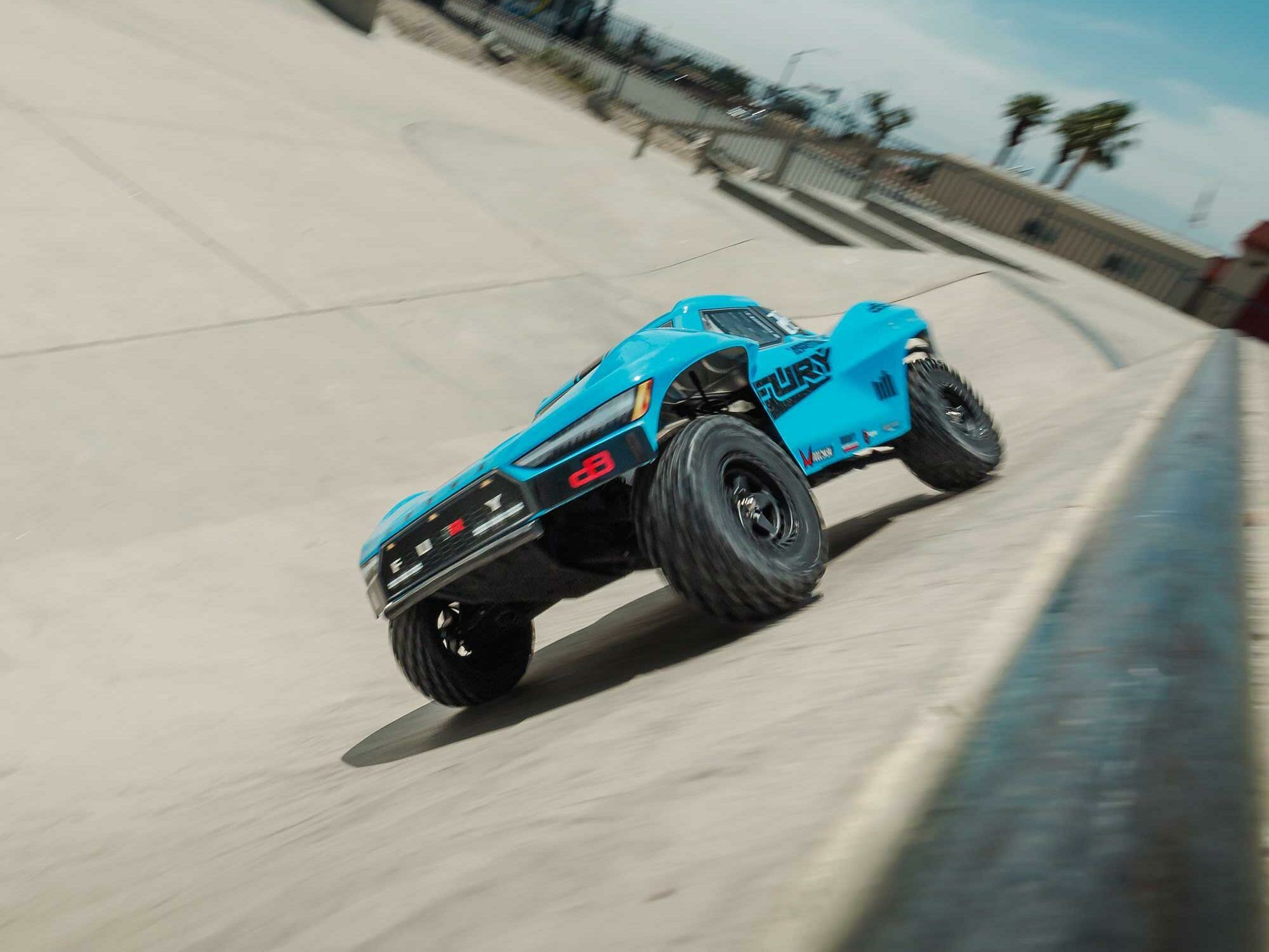 BLUE 1/10 FURY MEGA 550 4X2 SCT WITH BATTERY AND CHARGER - Image 18