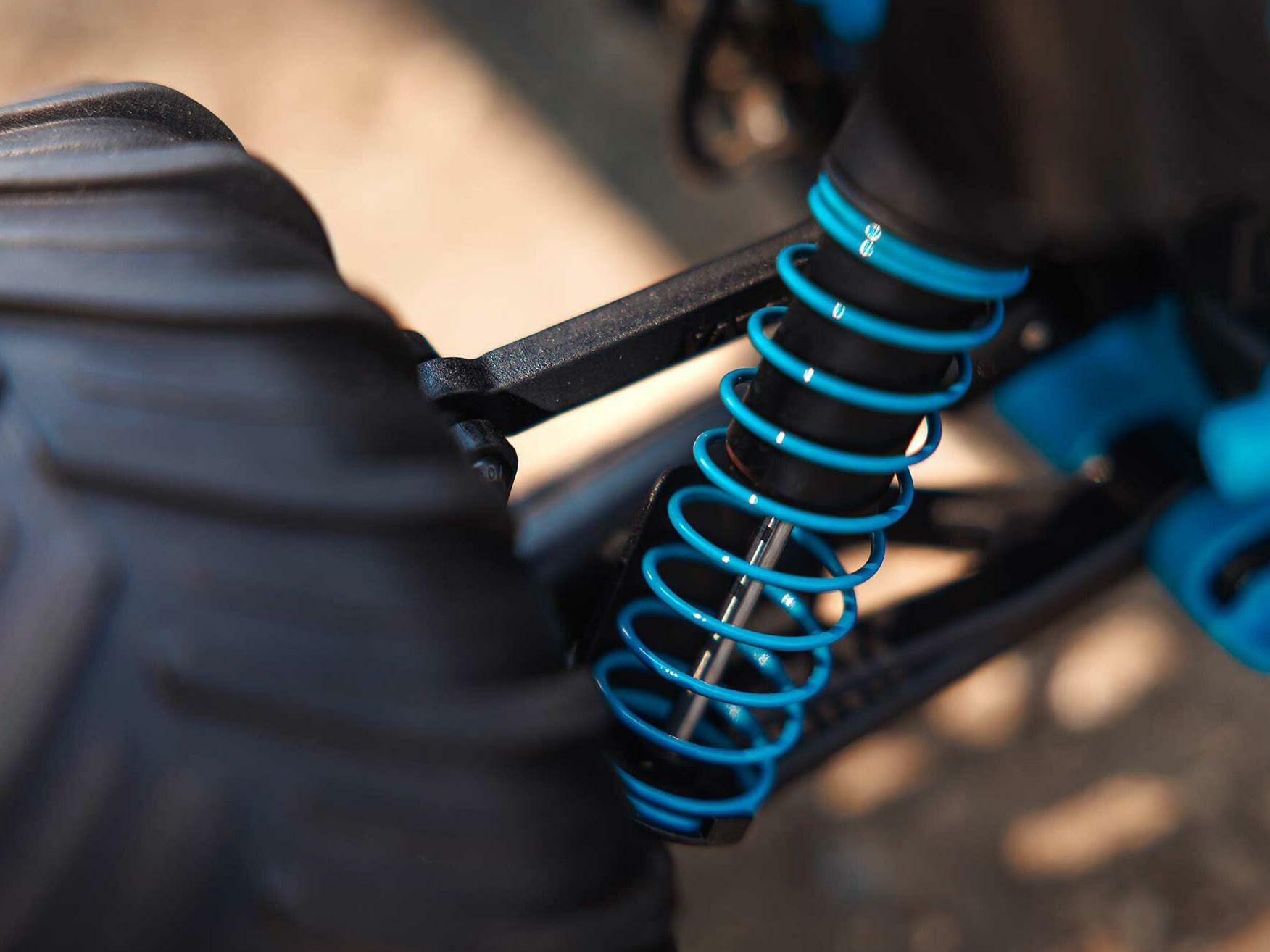 blue 1/10 GORGON MEGA 550 2WD MT no battery and charger - Image 13