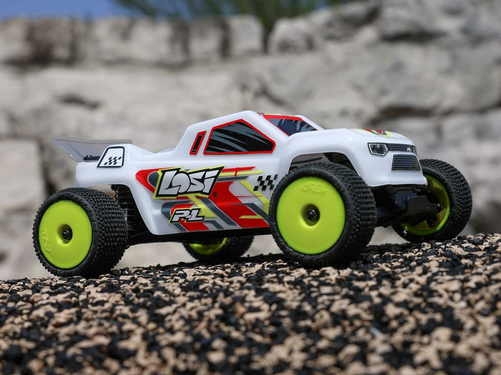 white 1/28 Micro-T 2WD Stadium Truck RTR - Image 23