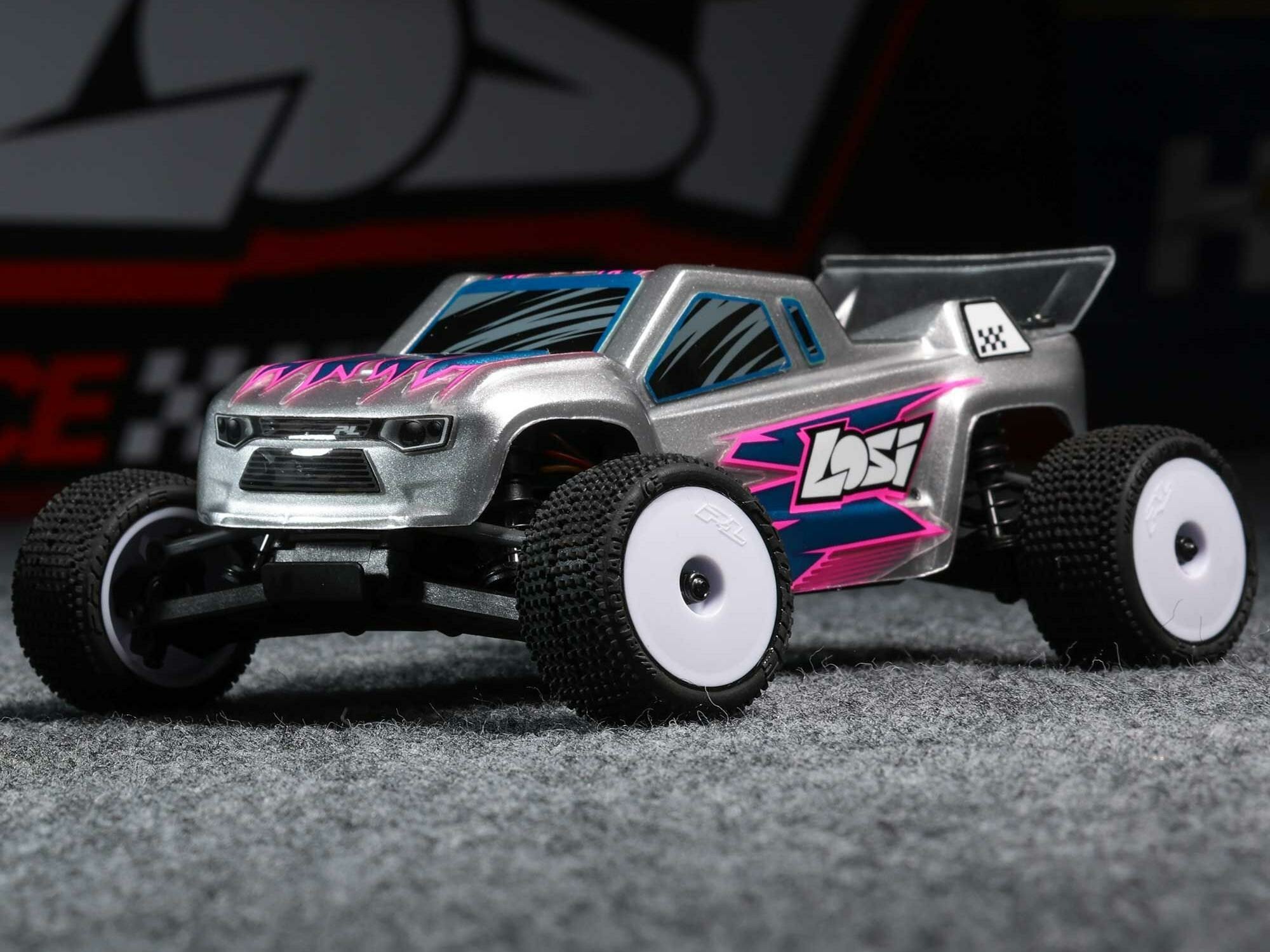 silver 1/28 Micro-T 2WD Stadium Truck RTR - Image 16