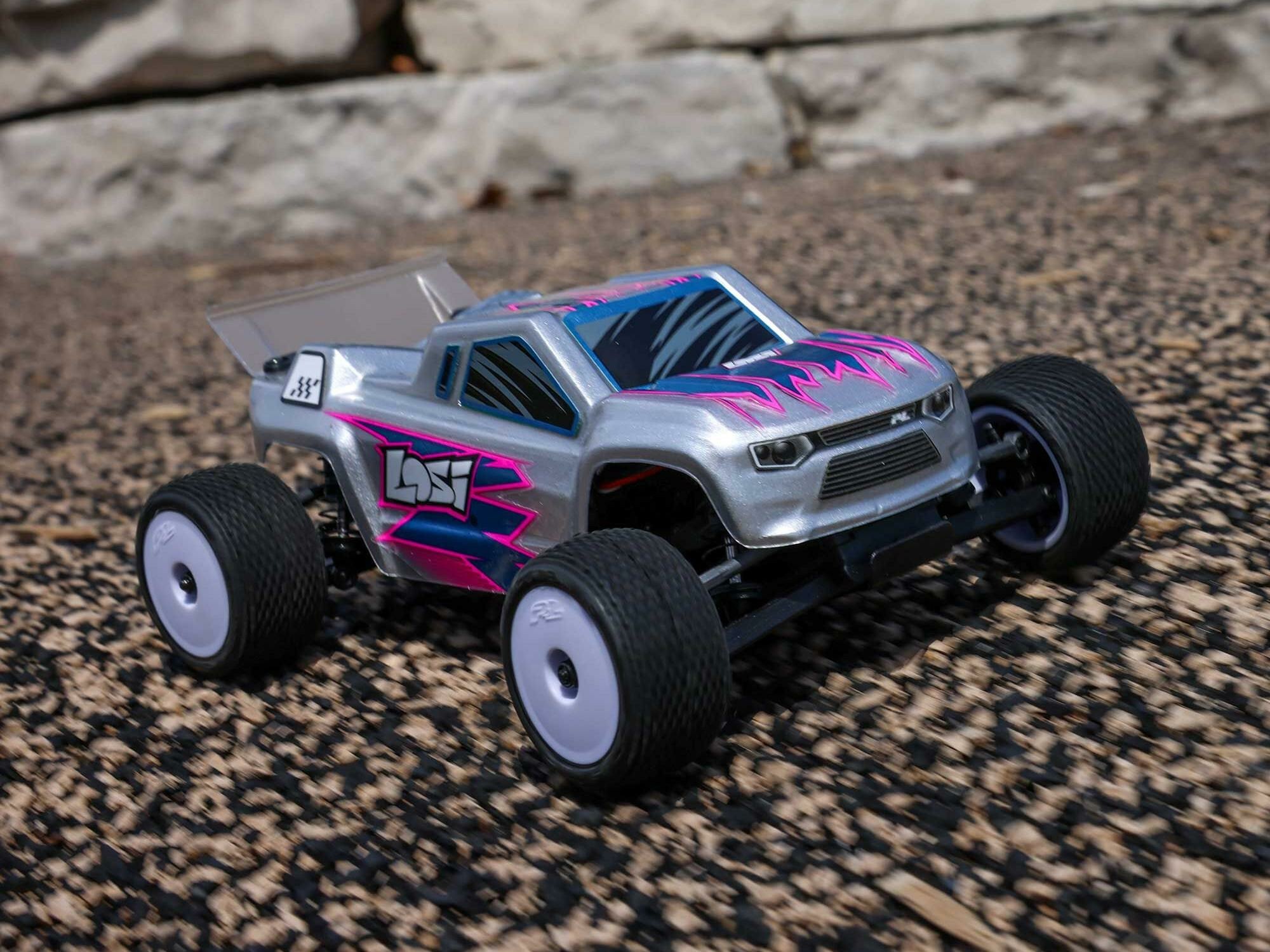 silver 1/28 Micro-T 2WD Stadium Truck RTR - Image 20