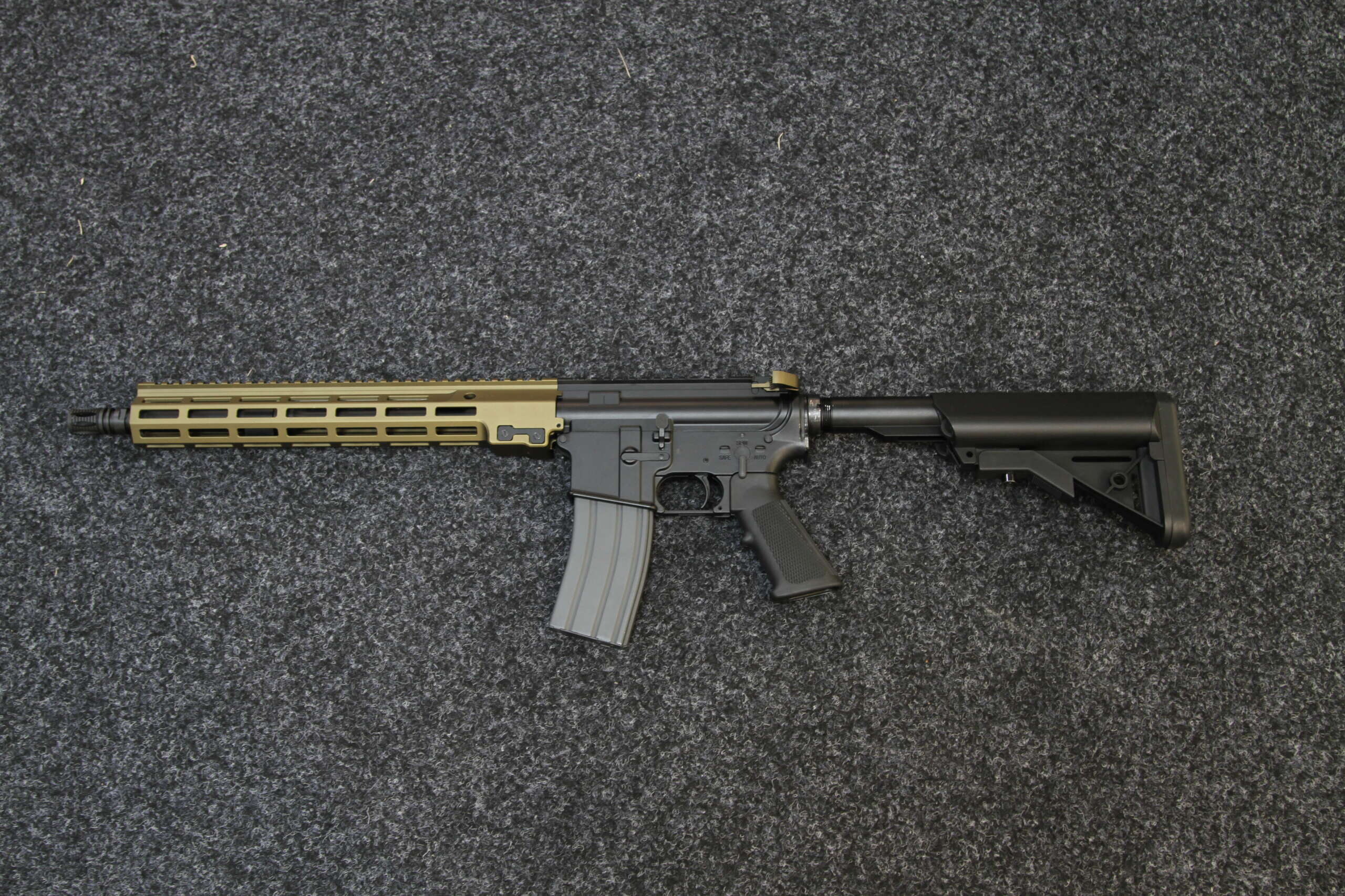 Double Eagle DD URG1 MWS Gas Blowback Rifle