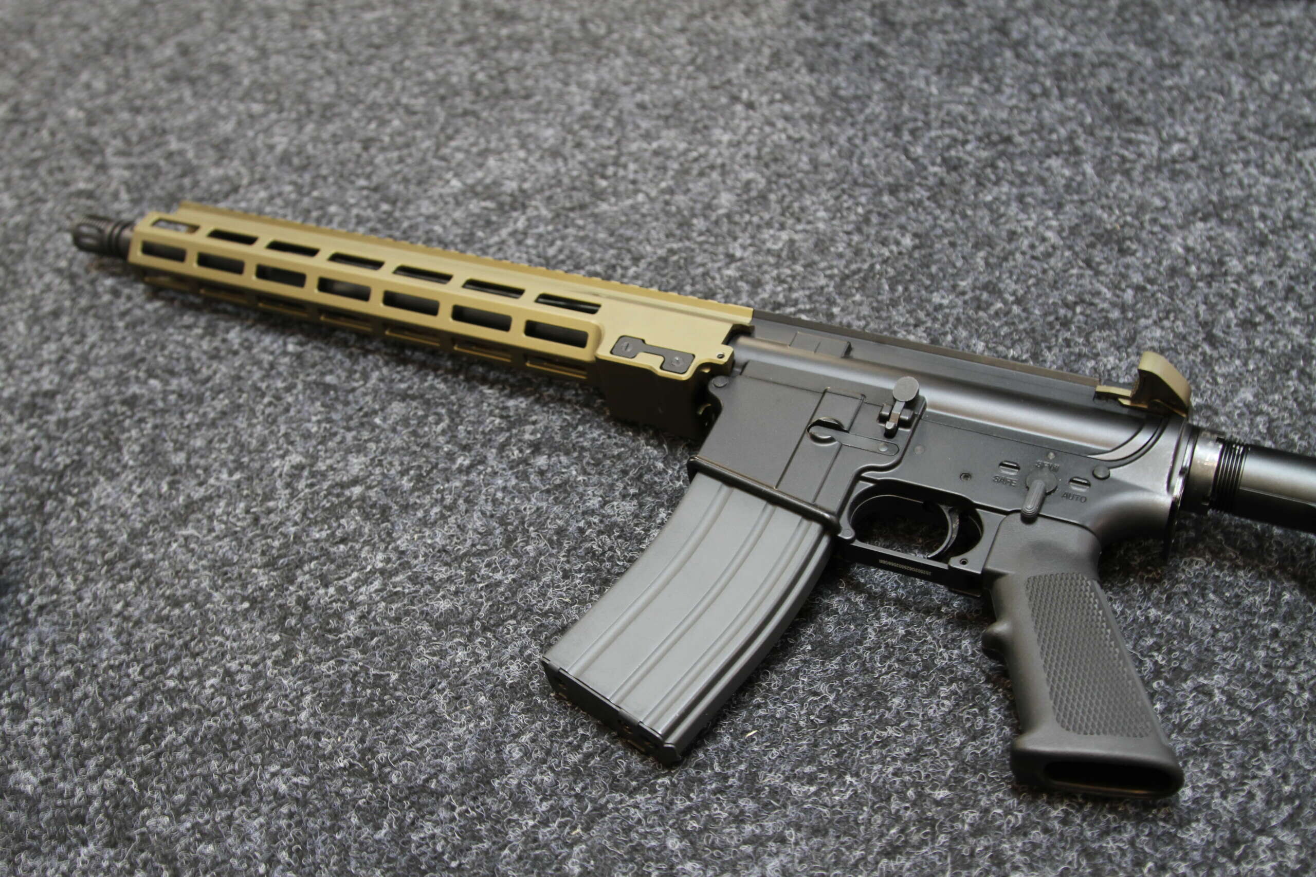 used - Double Eagle DD URG1 MWS Gas Blowback Rifle - Image 2